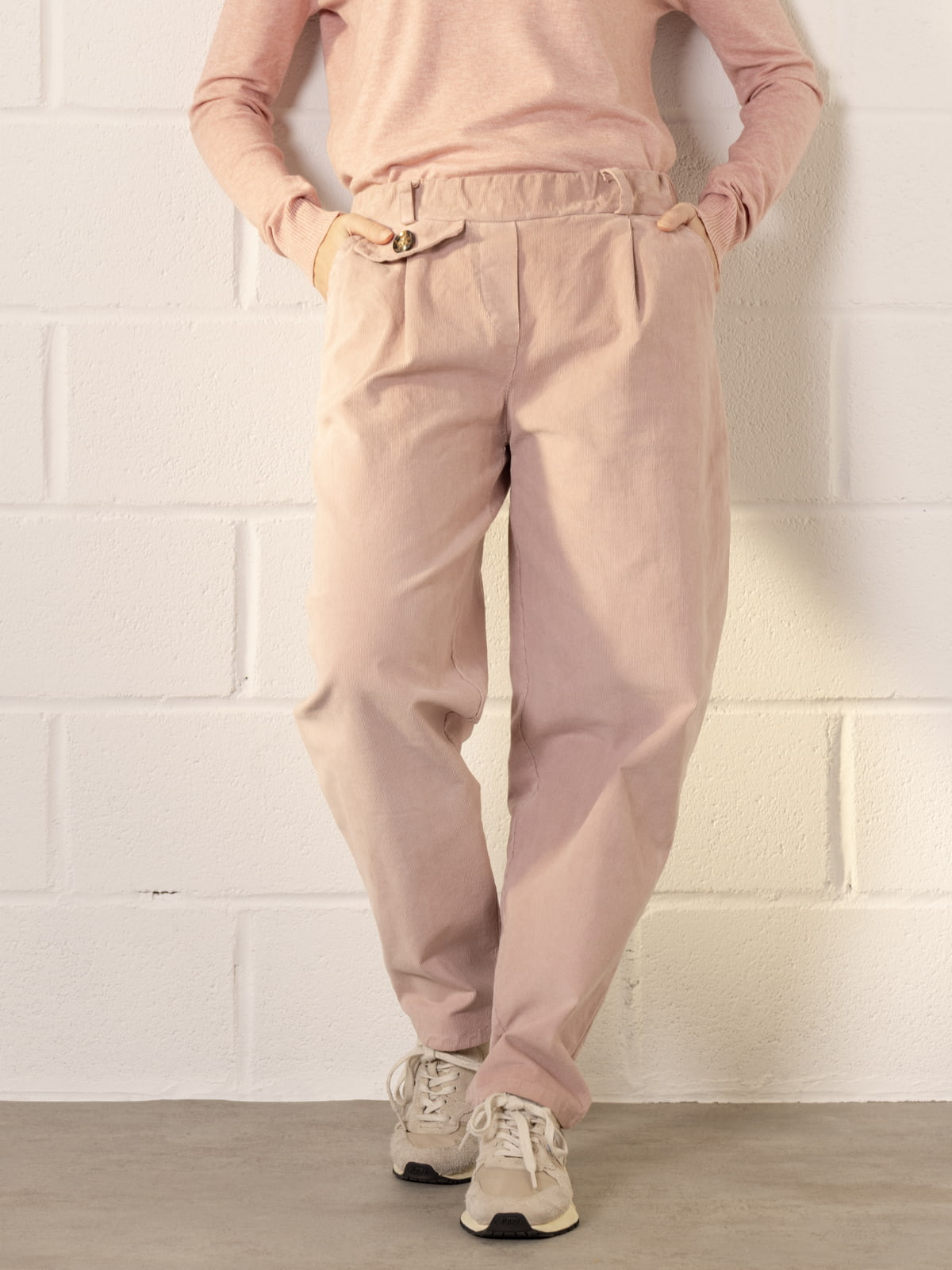 Pantalón micropana elástica momfit color Rosa claro