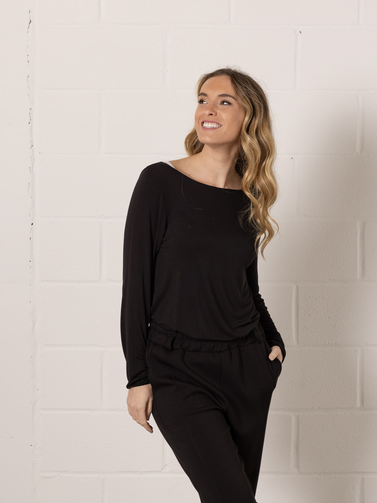 Camiseta soft con cachemires color Negro