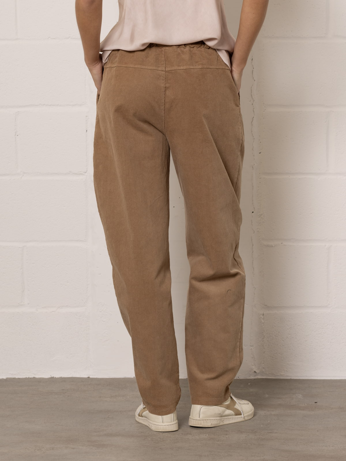 Momfit stretch micro-corduroy trousers  Camel colour