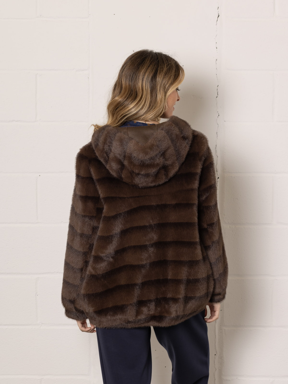 Trendy oversized striped jacket  Marrón  colour