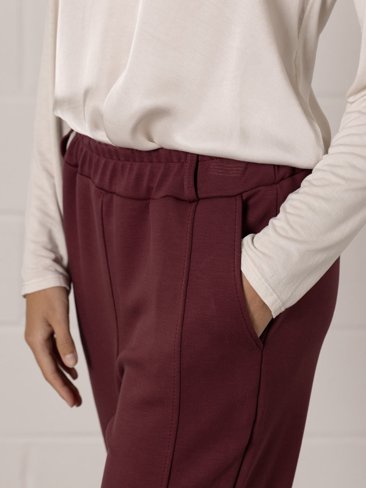 Comfort regular fit pants  Bordeaux colour