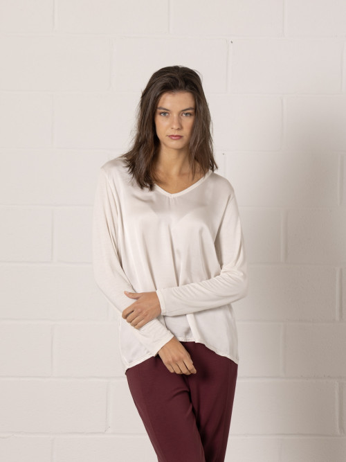Ecovisco V-neck Flowy T-Shirt  Beige colour
