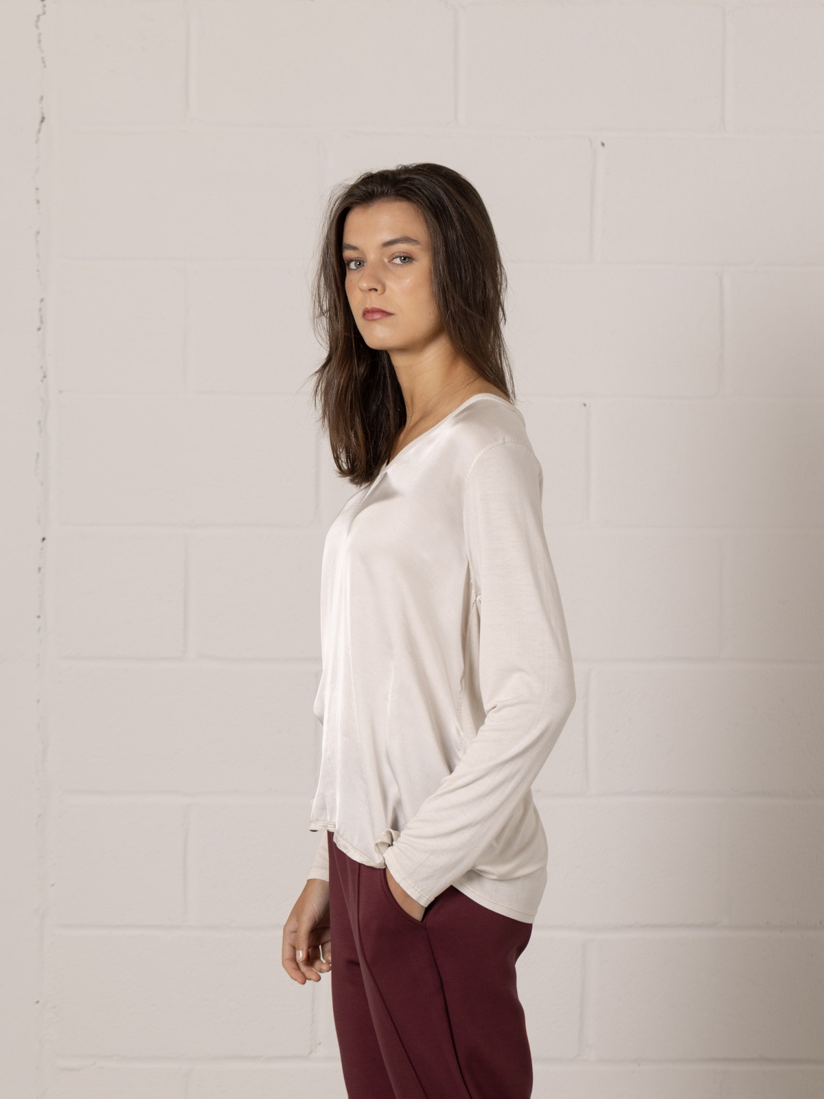 Ecovisco V-neck Flowy T-Shirt  Beige colour