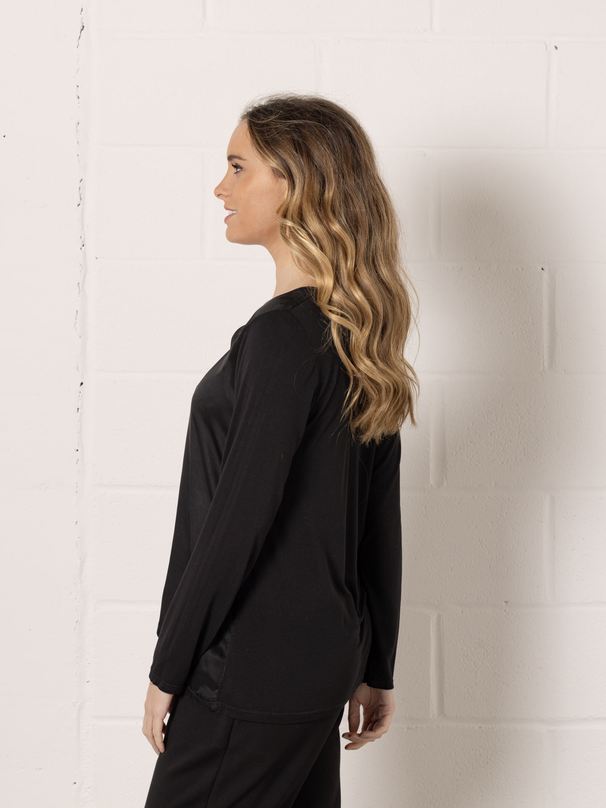Ecovisco V-neck Flowy T-Shirt  Black colour