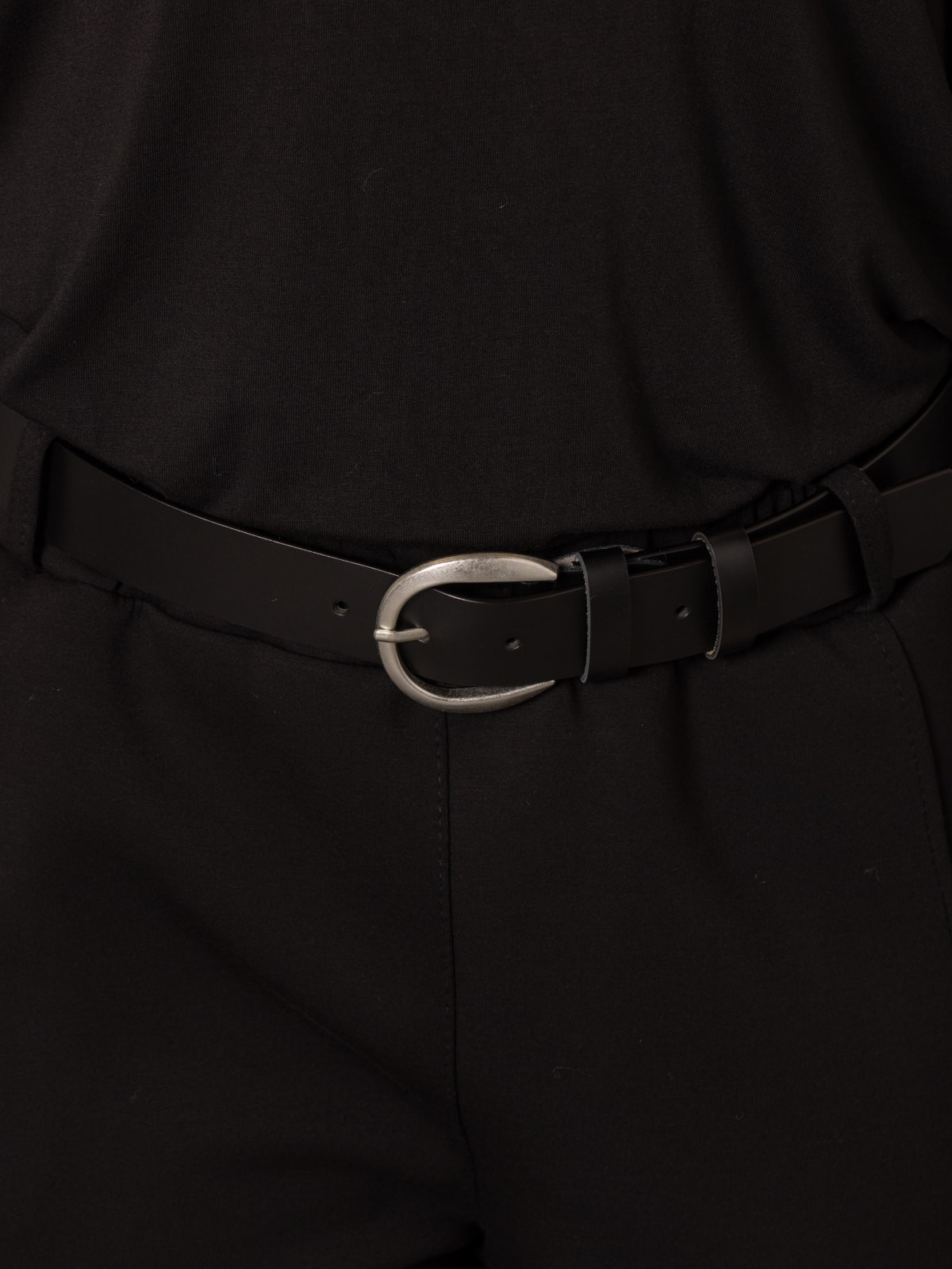 leather belt steel buckle  Black colour