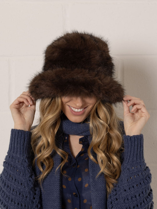 gorro pelo eco color Marrón 